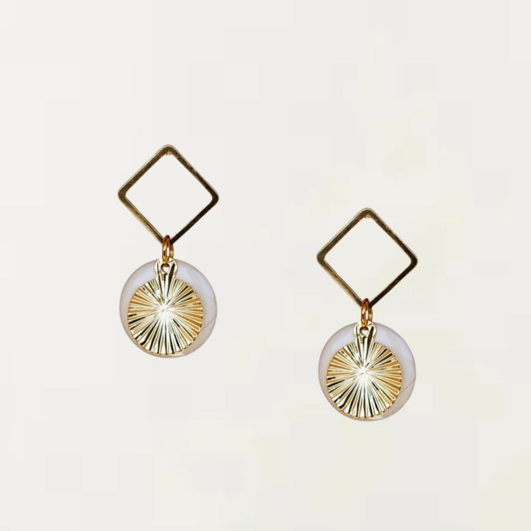 Boucles d'oreilles -Lila  Blanche Dorée